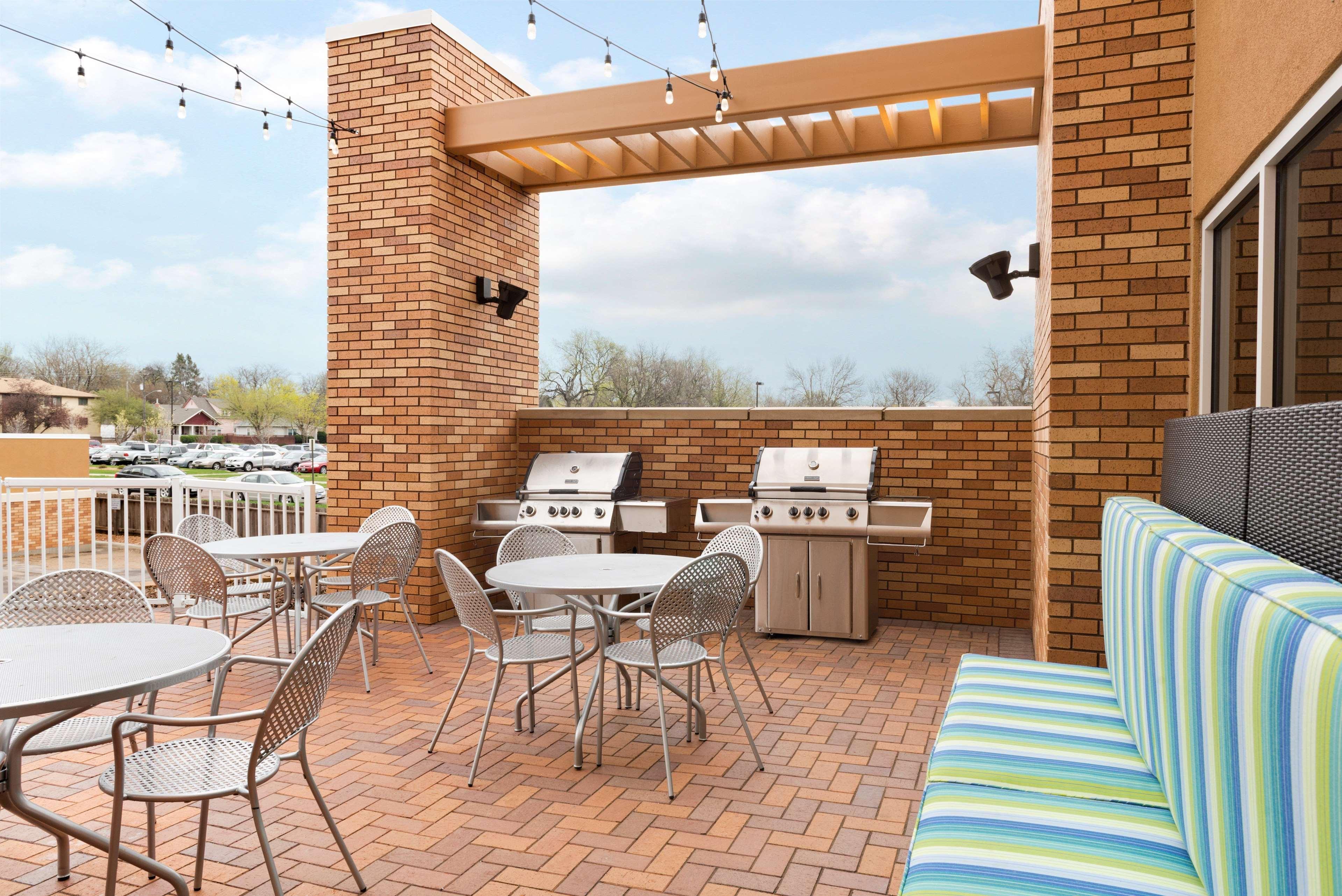Home2 Suites By Hilton Sioux Falls Sanford Medical Center Exterior photo